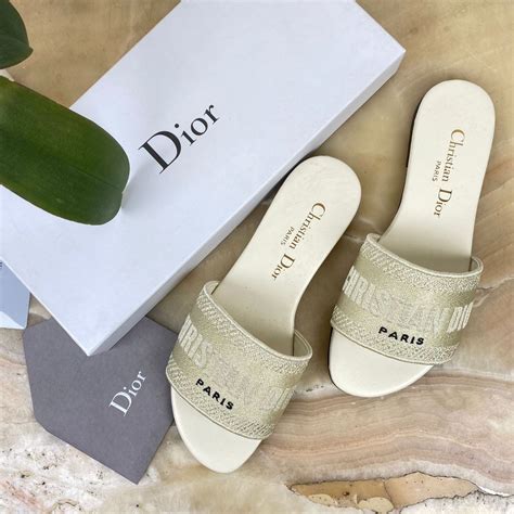 dior dway slides review|christian Dior sway slides.